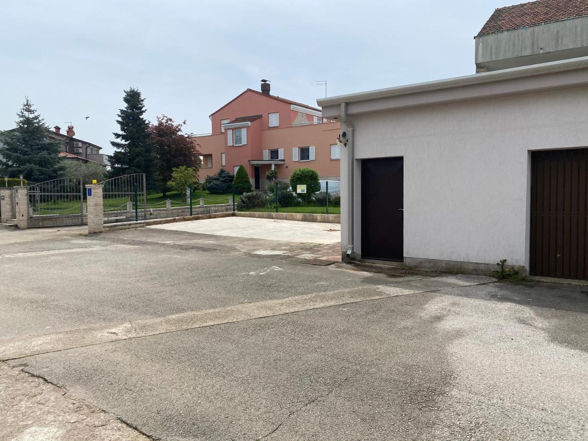 Ferienwohnung Casa Cino Umag Exterior foto