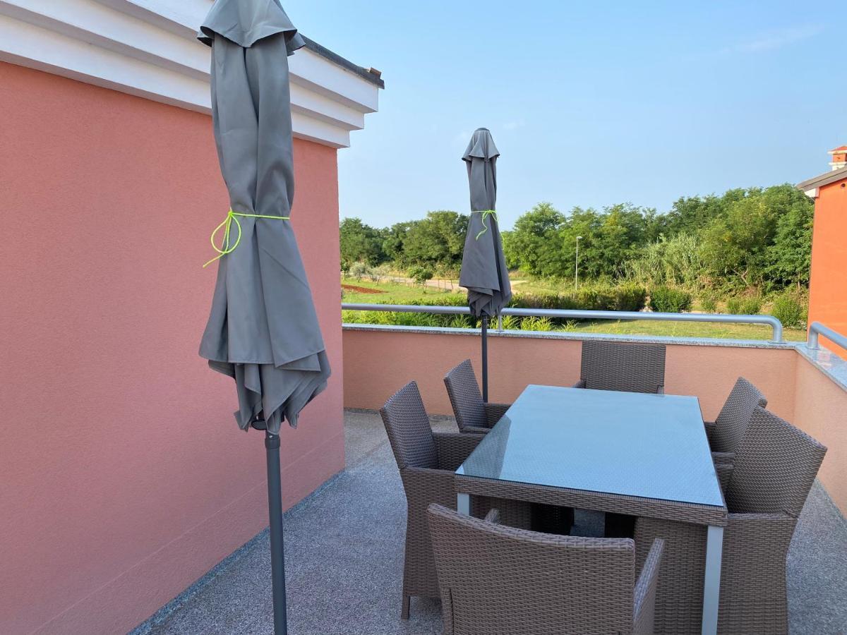 Ferienwohnung Casa Cino Umag Exterior foto